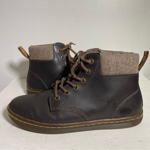 DOC MARTENS Women’s MAELLY Padded Collar leather boot in Brown Size 8